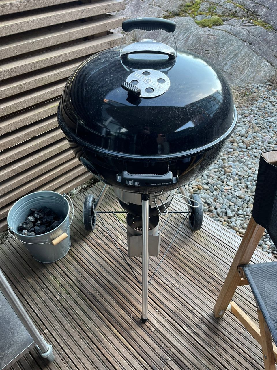 Weber Master Touch hiiligrilli