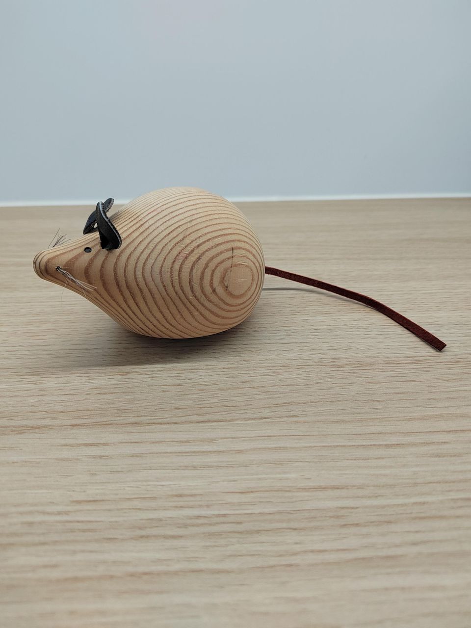Aarikka puinen hiiri lelu