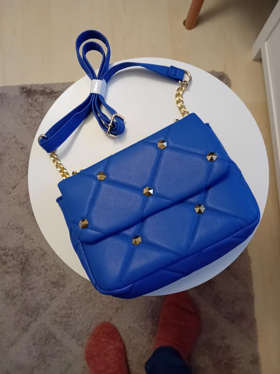 Kaunis sininen laukku