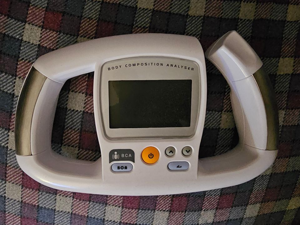 BODY COMPOSITION ANALYSER