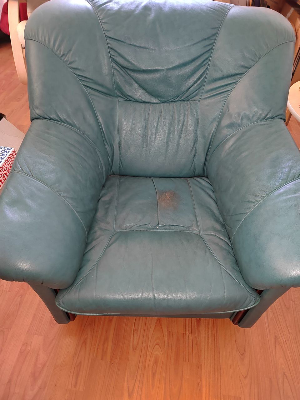 Vihreä nojatuoli käytetty
