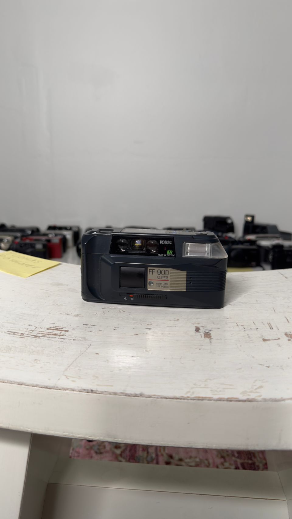 Harvinainen Ricoh FF-90 Super -premium filmikamera / filmipokkari