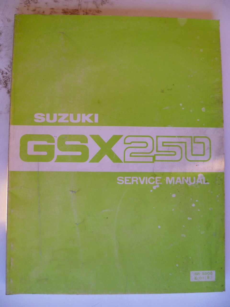 Suzuki GSX250 korjauskäsikirja 1980