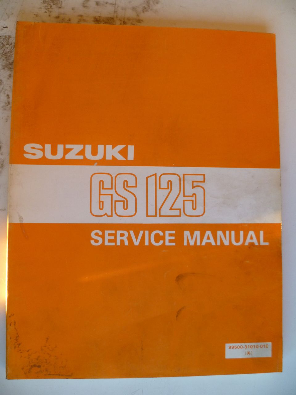 Suzuki GS125 korjauskäsikirja 1983