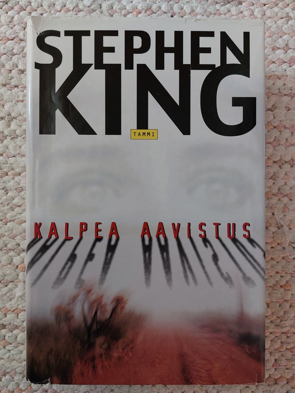 Stephen King - Kalpea aavistus - kovakantinen