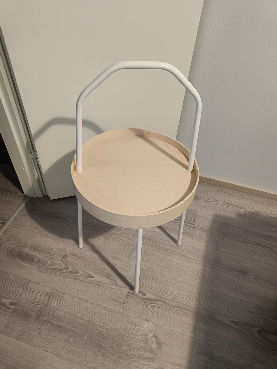 IKEA BURVIK Apupöytä