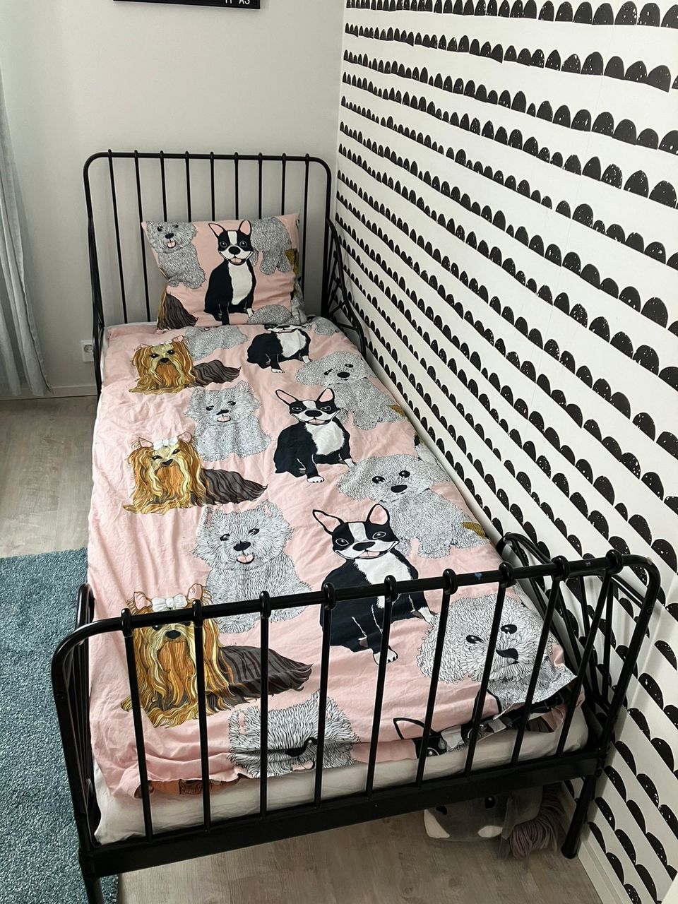 Ikea Minnen- sänky