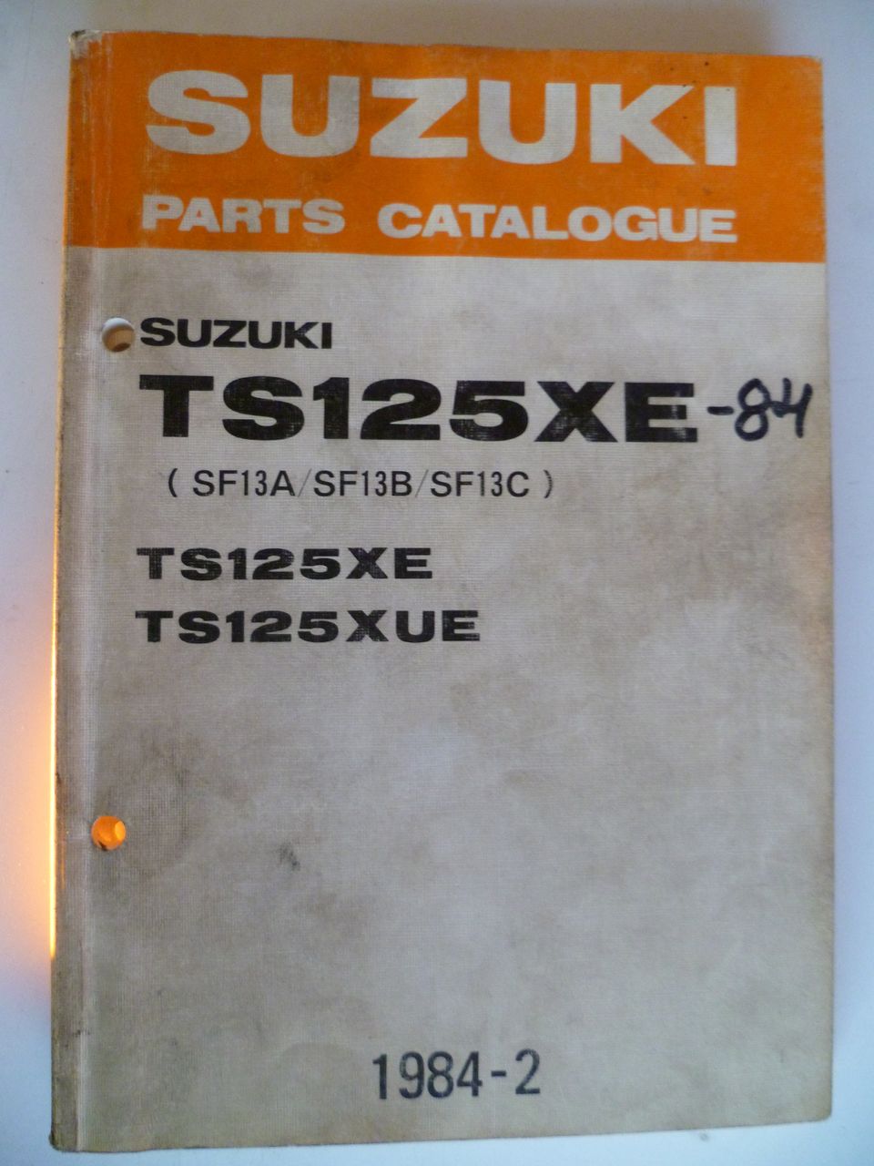 Varaosakirja Suzuki TS125 XE/XUE 1984