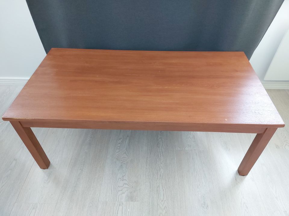 Vintage pöytä