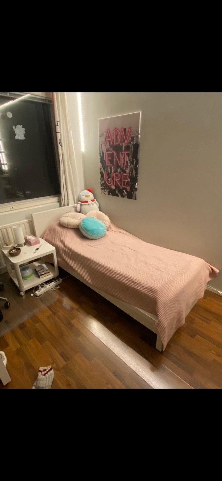 Sänky 90cm/200cm ( +patjat), Valkoinen , Ikea
