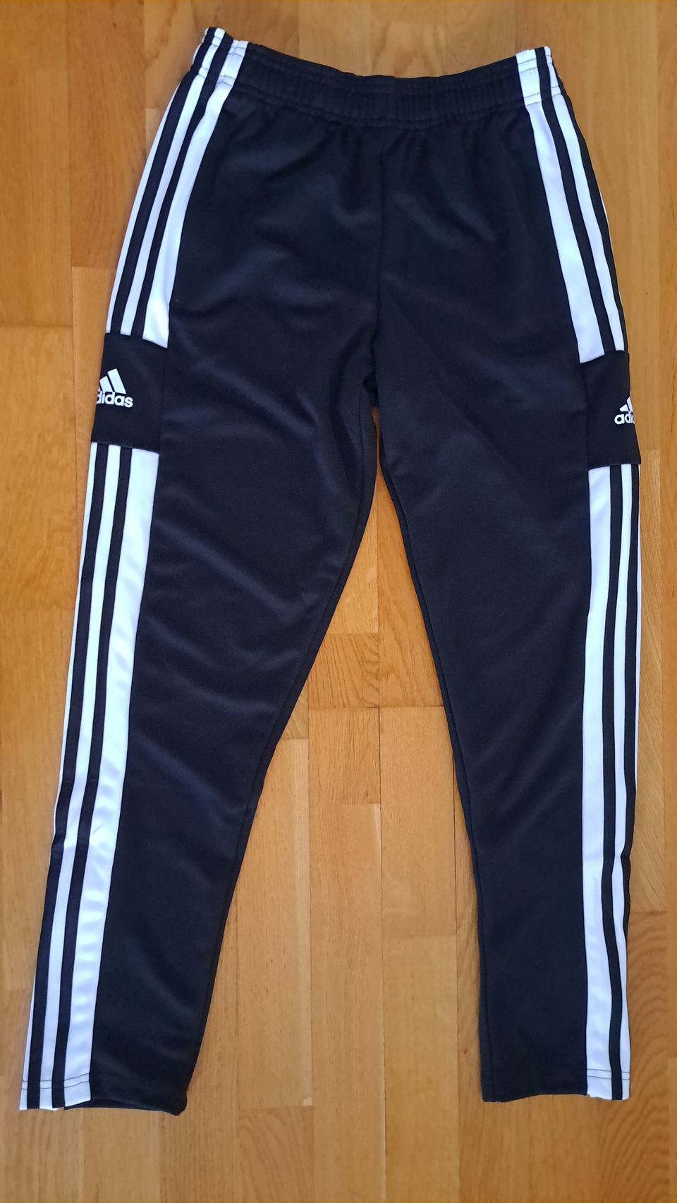 Adidas treenihousut 152 cm