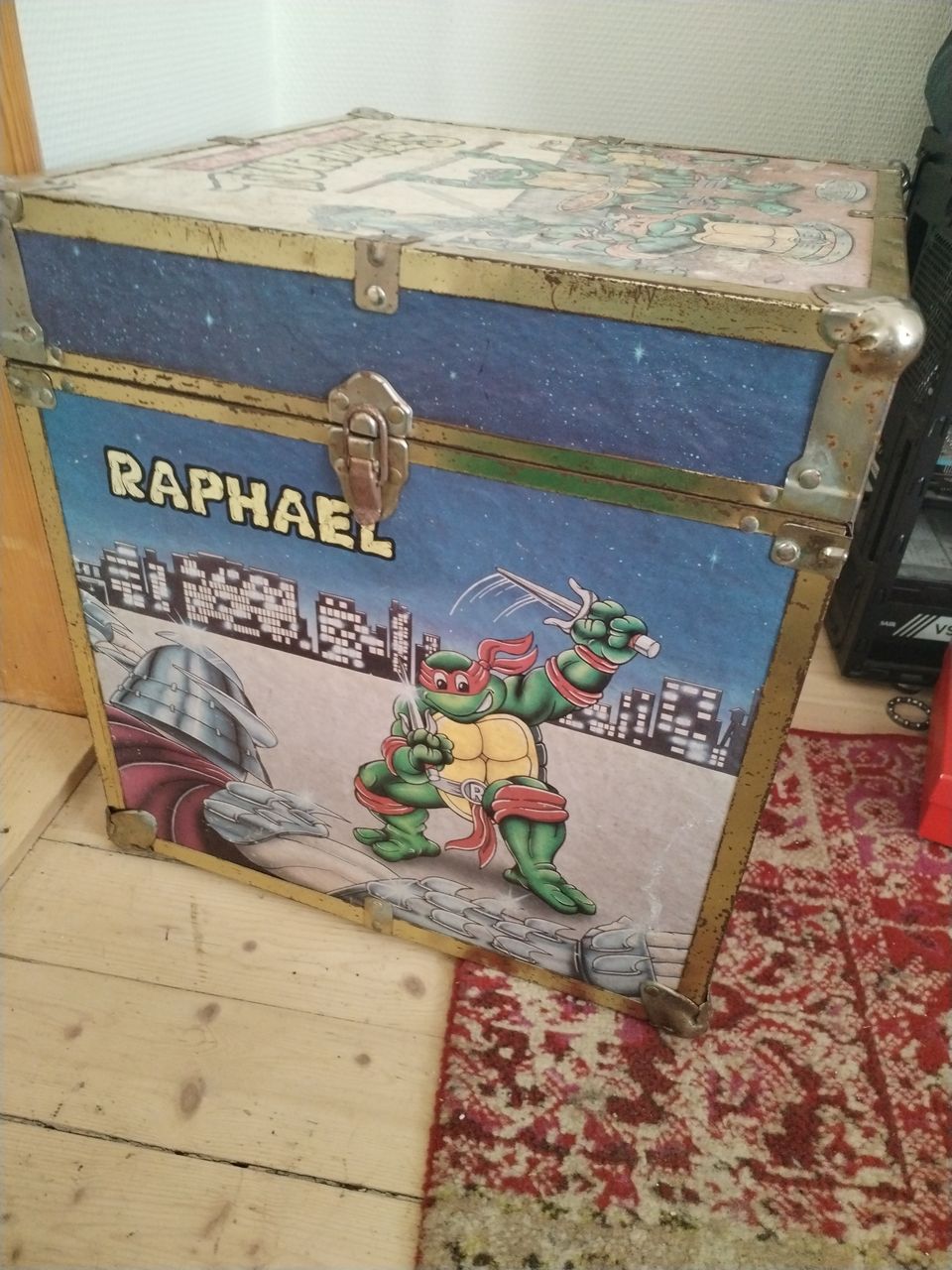 Turtles laatikko alkuperäisessä kunnossa
