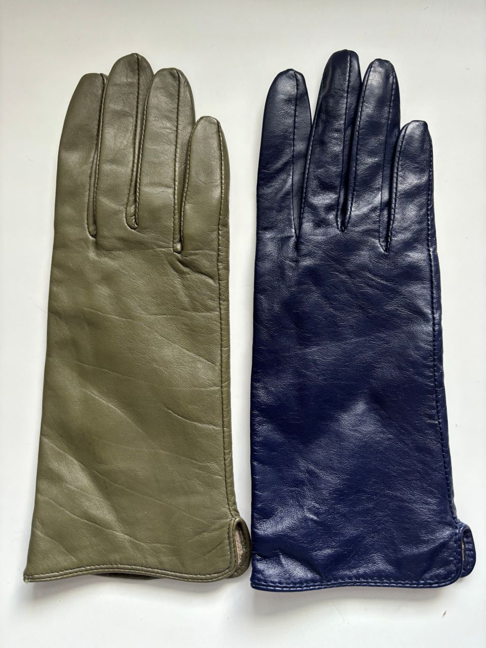 Naisten nahkakäsineet hanskat koko 6-7 sininen ja oliivi