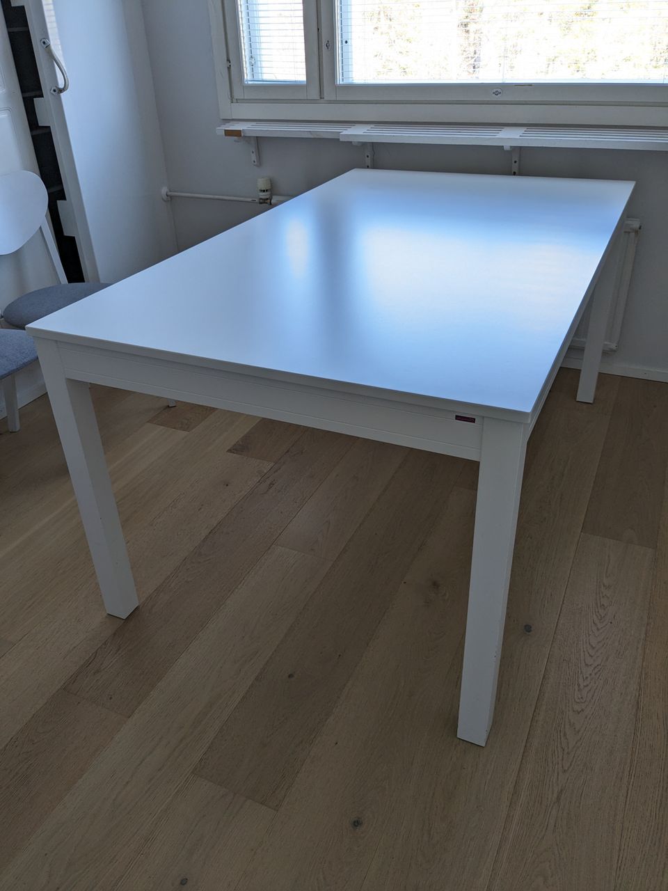 Valkoinen ruokapöytä, Pohjanmaan 95x160