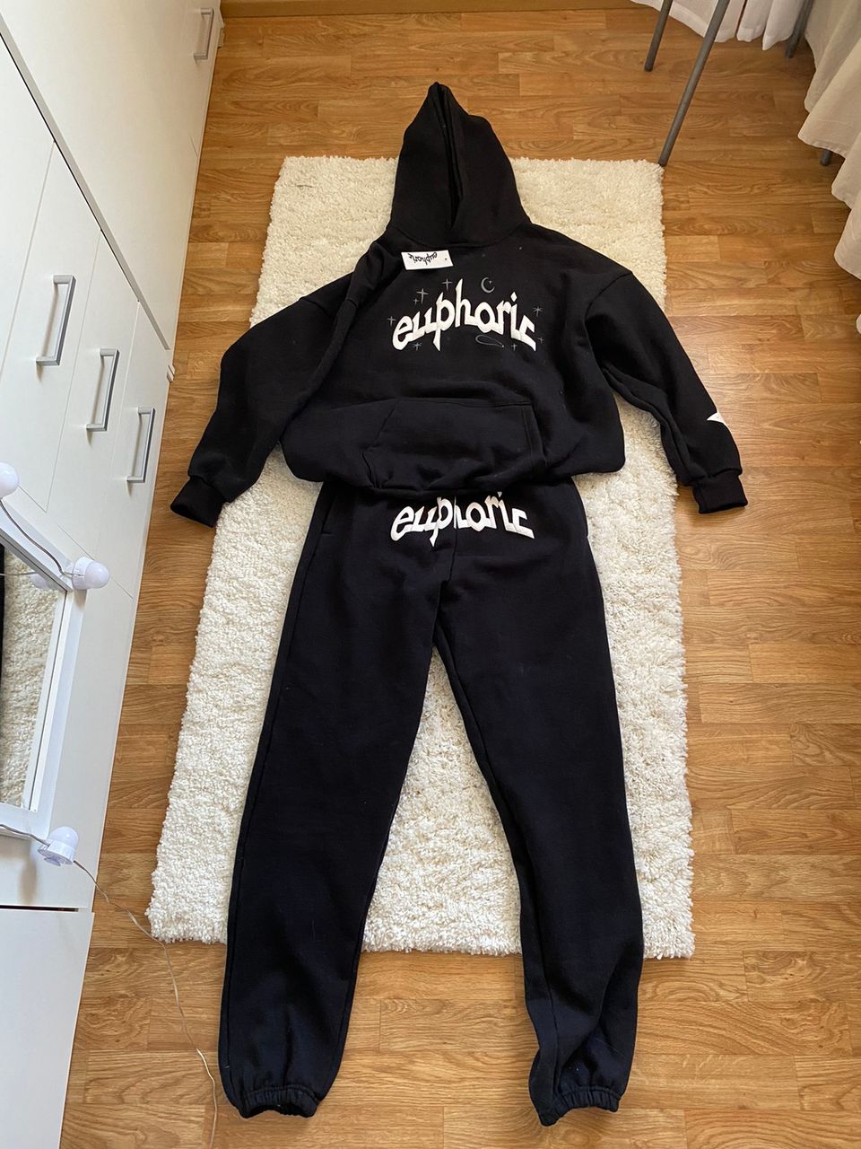 Käyttämätön Euphoric tracksuit koko s