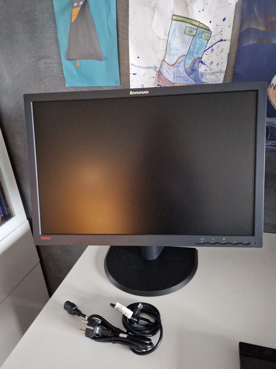 Lenovon ThinkVision LT2452p 24 Led-näyttö