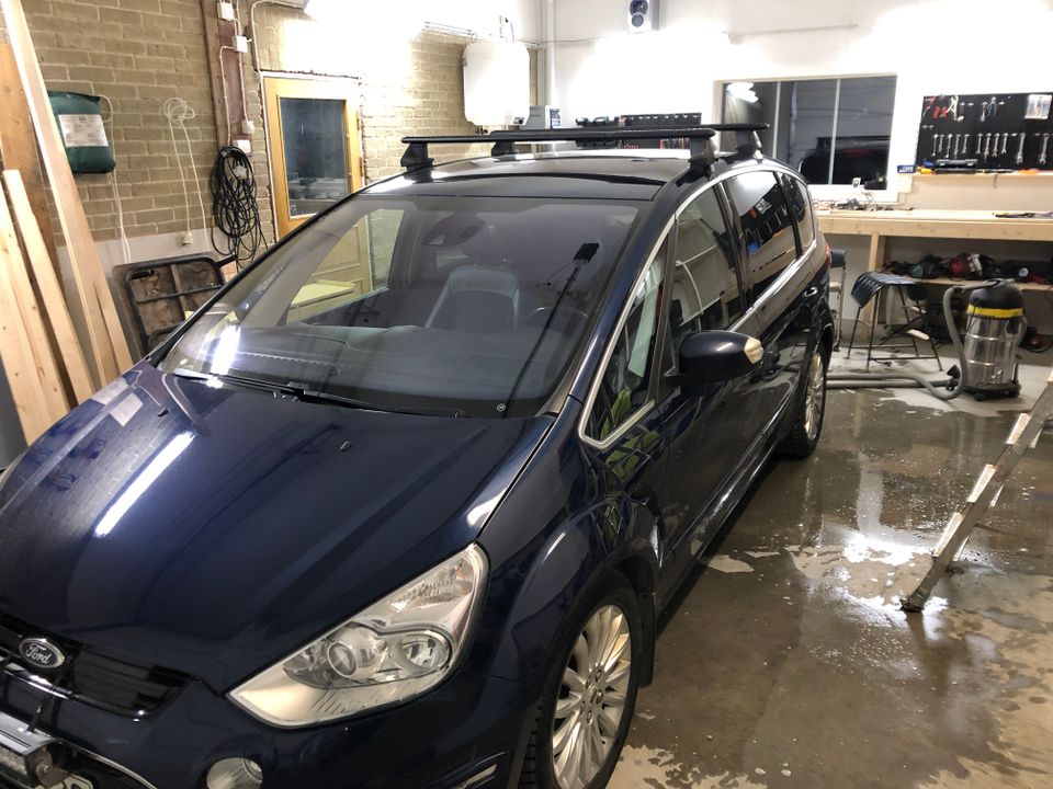 Thule kattotelinesarja Ford S-MAX 2006-2015