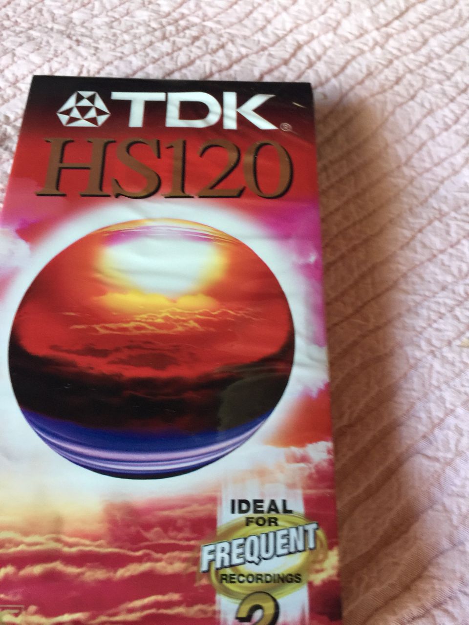 TDK HS120 VHS-videokasetti käyttämätön