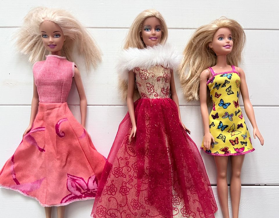 Barbie-nuket vaatteissaan 3 kpl