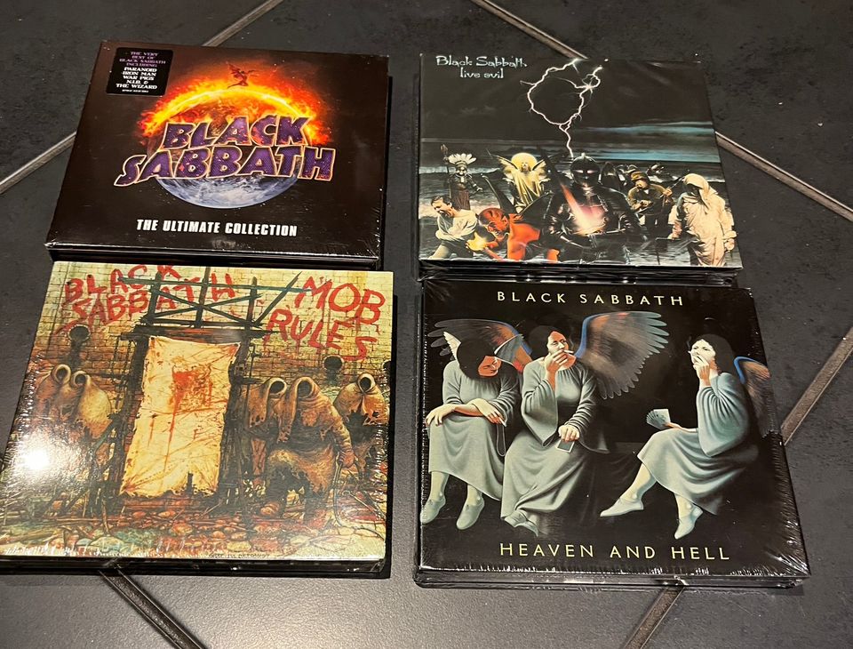 Black Sabbath 2-cd levyjä