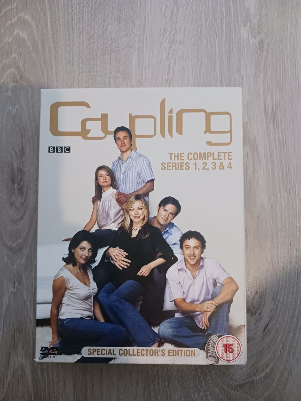 Coupling (Paritellen) DVD-boksi, kaikki kaudet 1-4