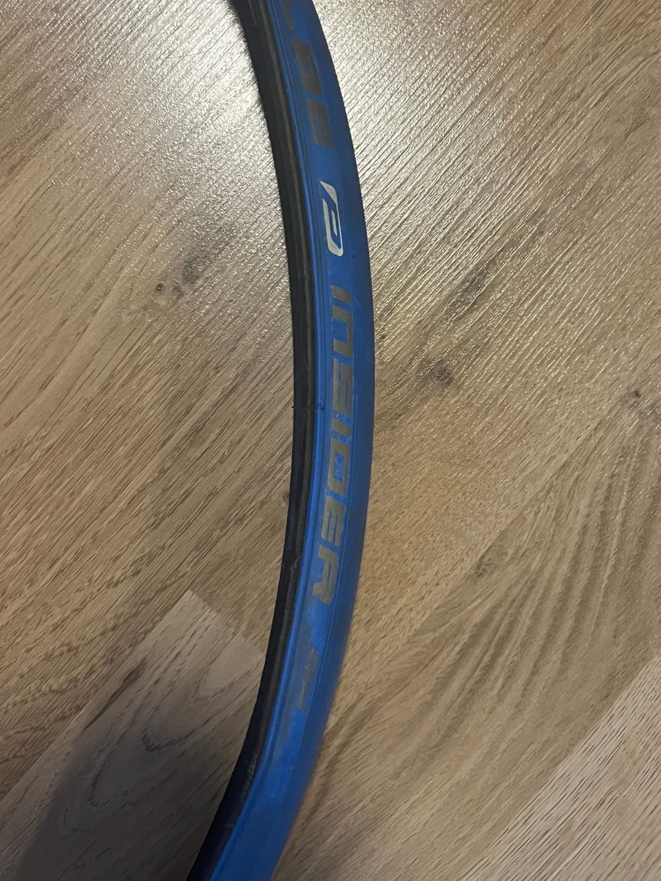 Schwalbe Insider (23-622) ( rengas vastusharjoitteluun )