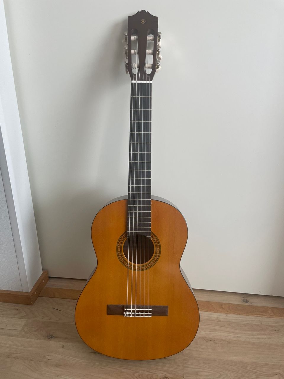 Yamaha CGS-102A kitara