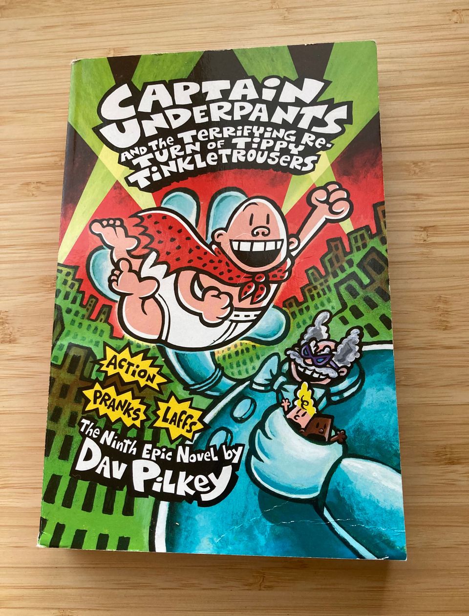 Captain Underpants and the Terrifying Turn of Tippy Tinkletrousers