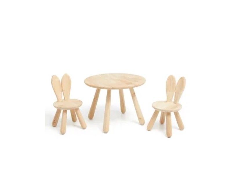 O: Lasten pöytä ja tuolit
