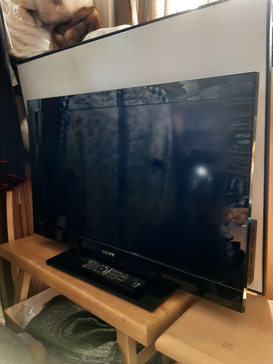 Tv Sony malli KDL 328X300