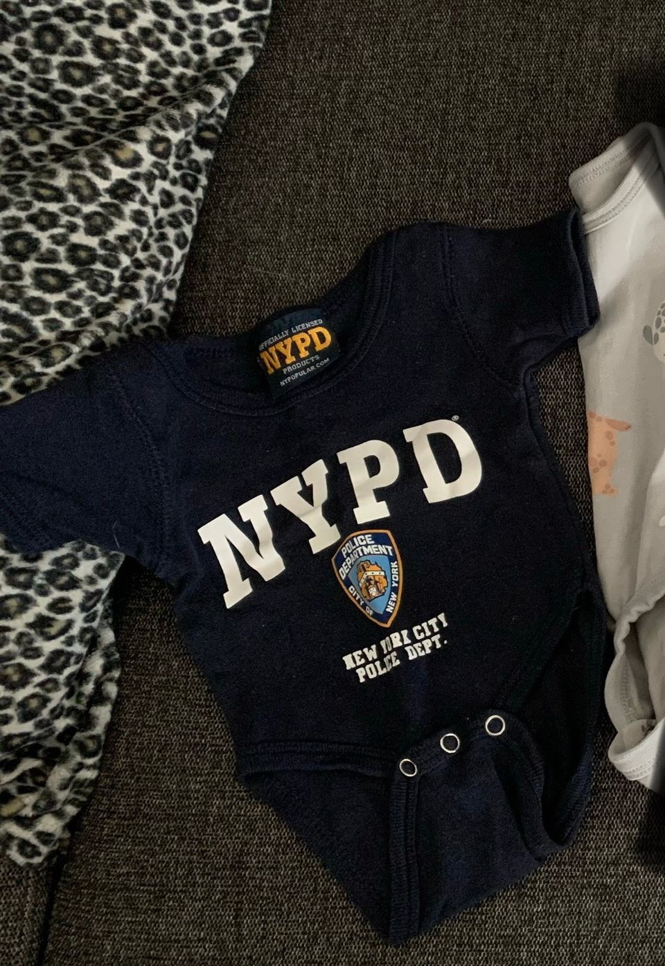 NYPD vauvan body koko 50!