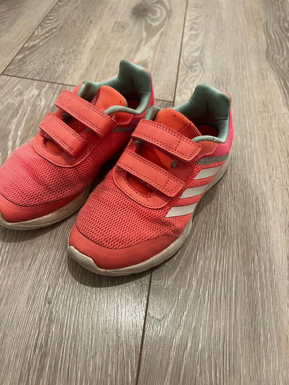 Adidas kengät koko 31 1/2