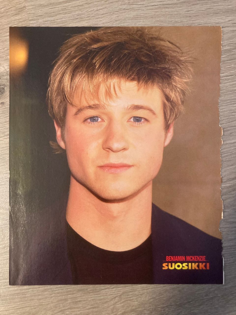 Benjamin McKenzie juliste