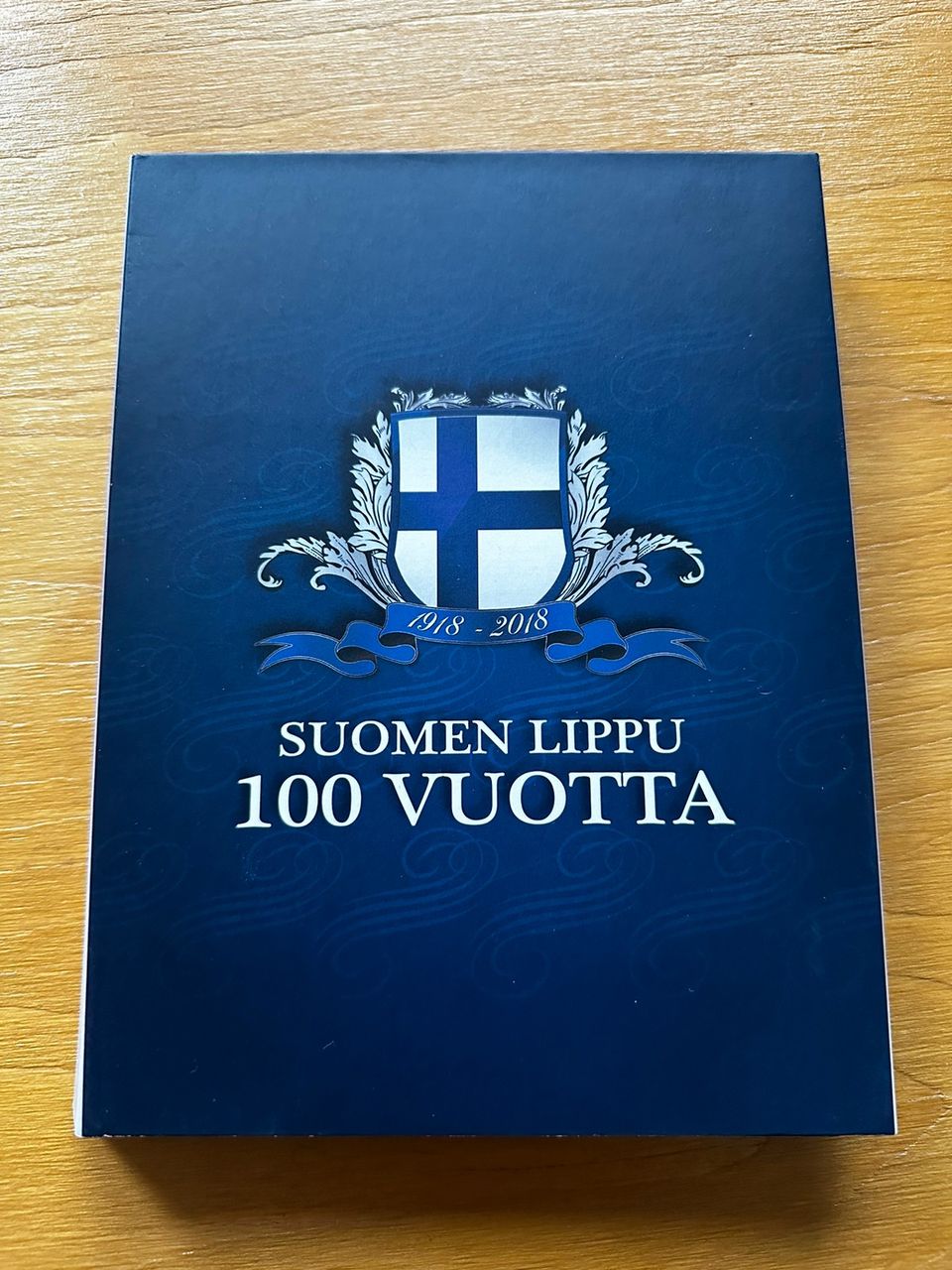 Suomen lippu 100 vuotta