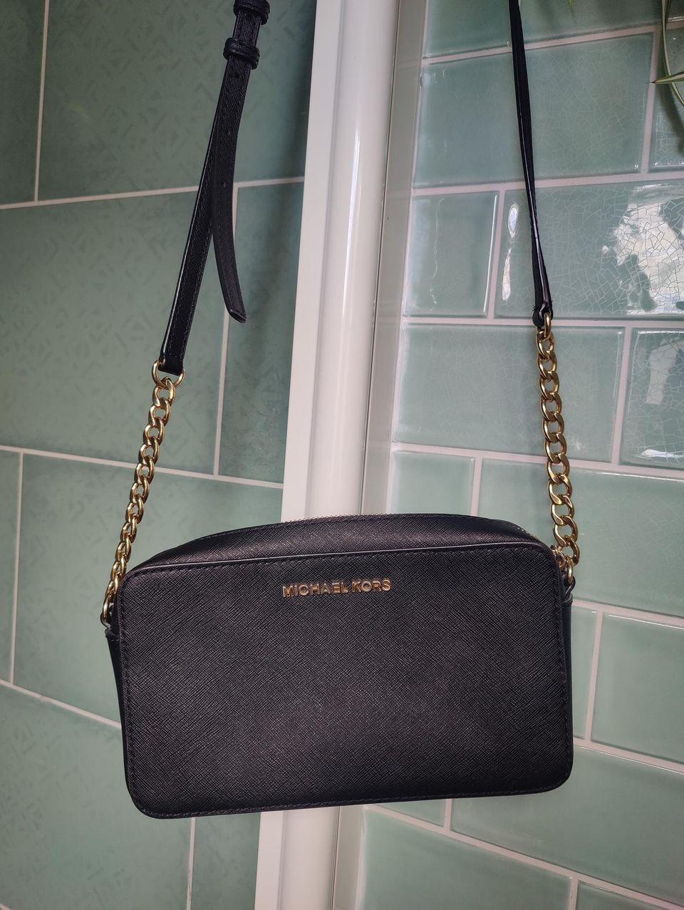 Michael Kors JET SET TRAVEL CROSSBODY Olkalaukku