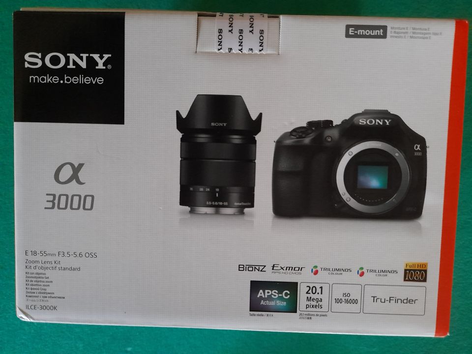 Uusi Sony Alpha 3000 järjestelmäkamera.