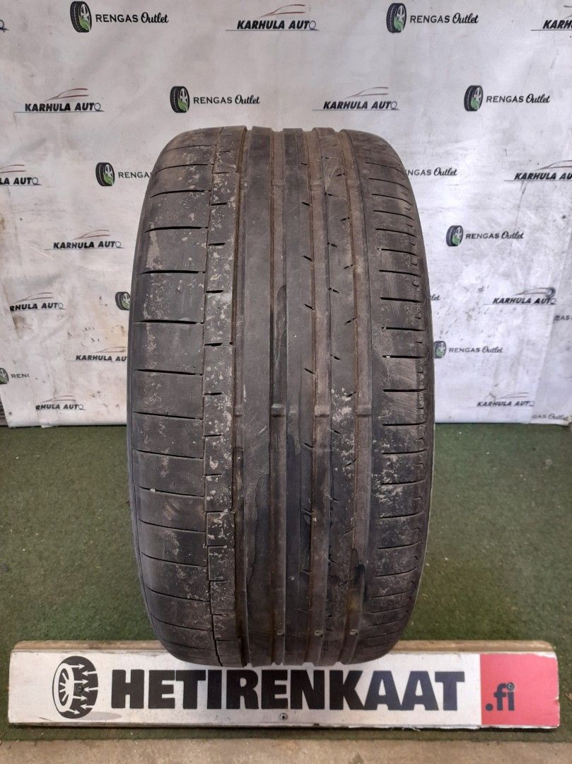 285/35 R22" käytetty Kesärenkaat