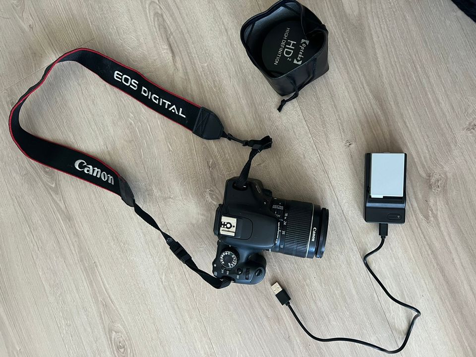 Canon Eos 550D järjestelmäkamera + kalansilmäobjektiivi