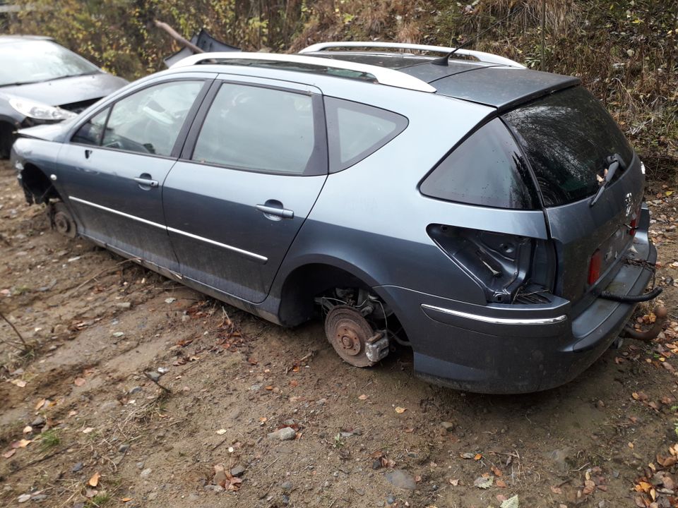 Peugeot 407SW peltiosia