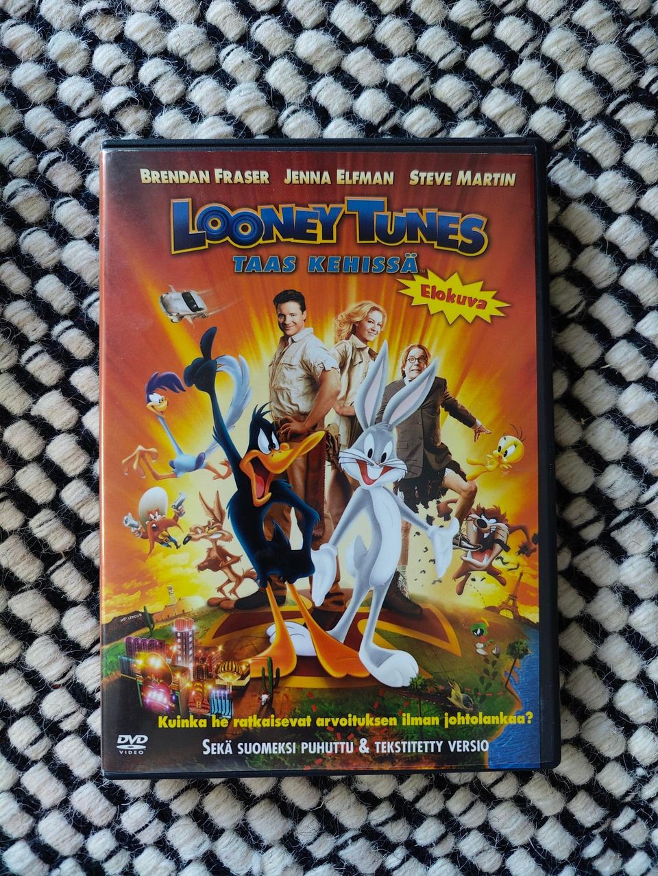 Looney Tunes - Taas kehissä DVD