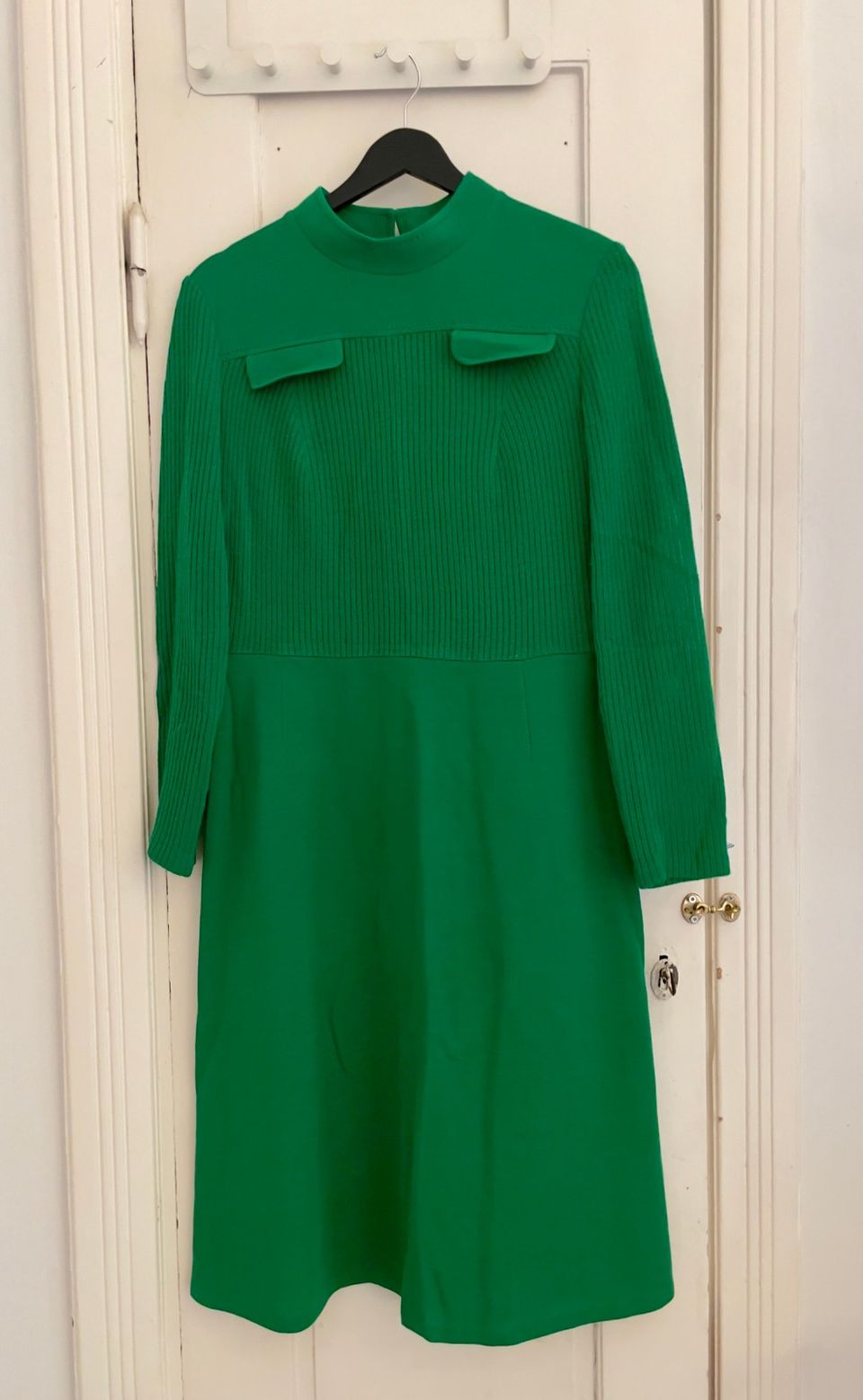 Upea vihreä vintage mekko koko M