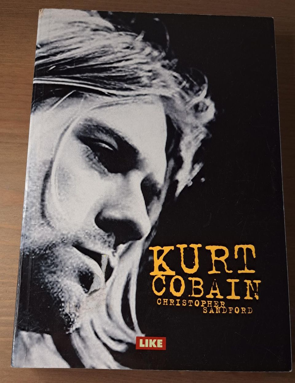 Kurt Cobain- elämänkerta