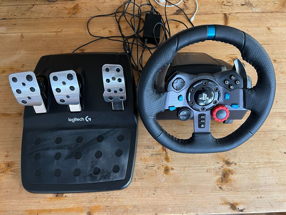 Logitech G29 driving force Playstation/PC + Playseat Challenge