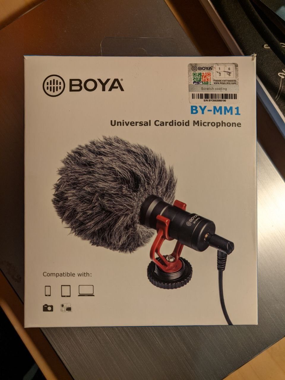 Boya BY-MM1 suuntaava mikrofoni