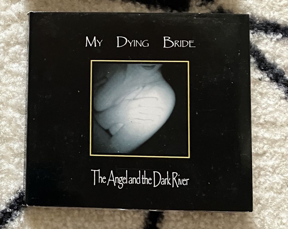 Metalli-musiikki-CDt (My dying bride)