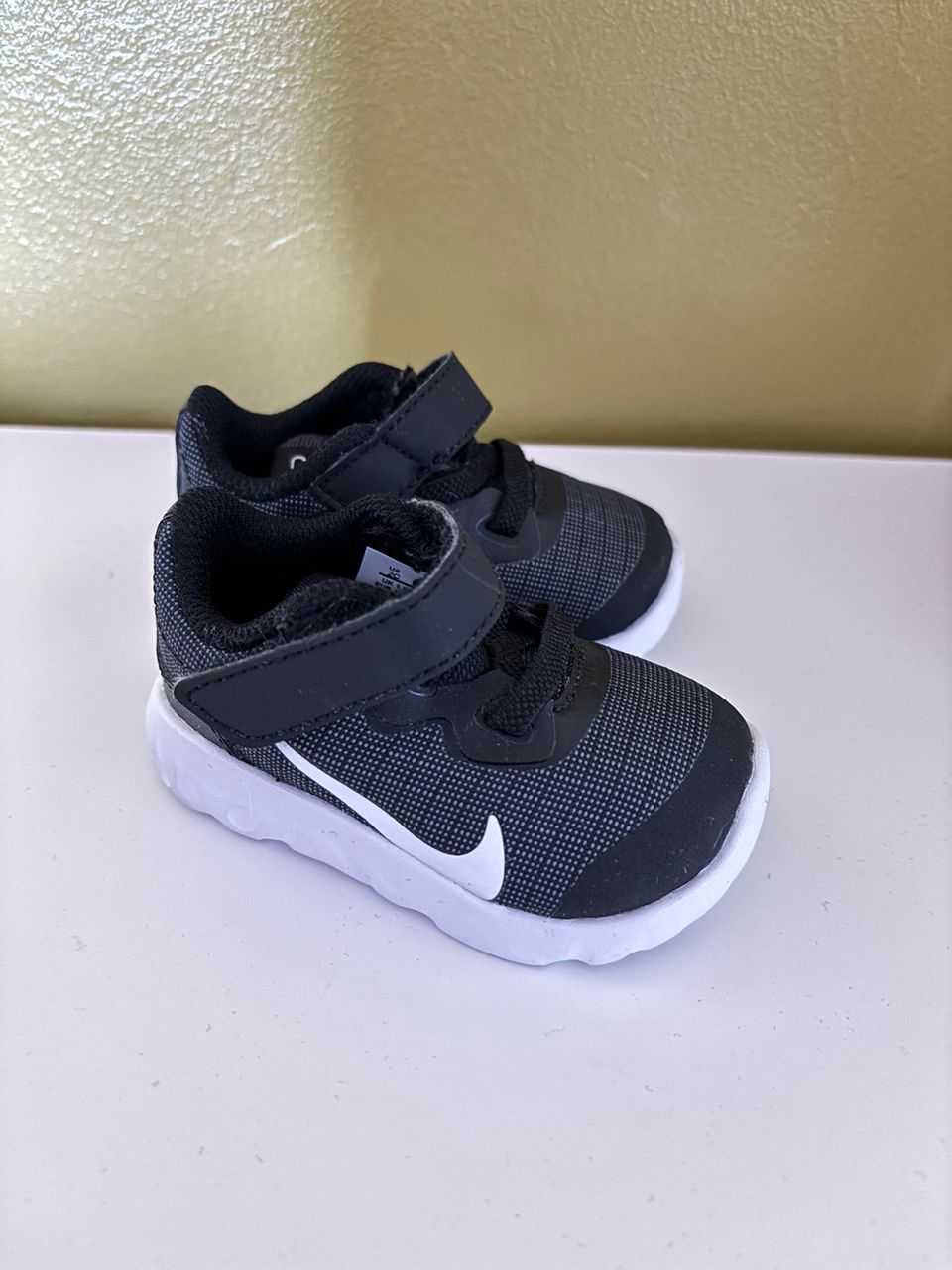 Nike vauvan kenkä, koko 17