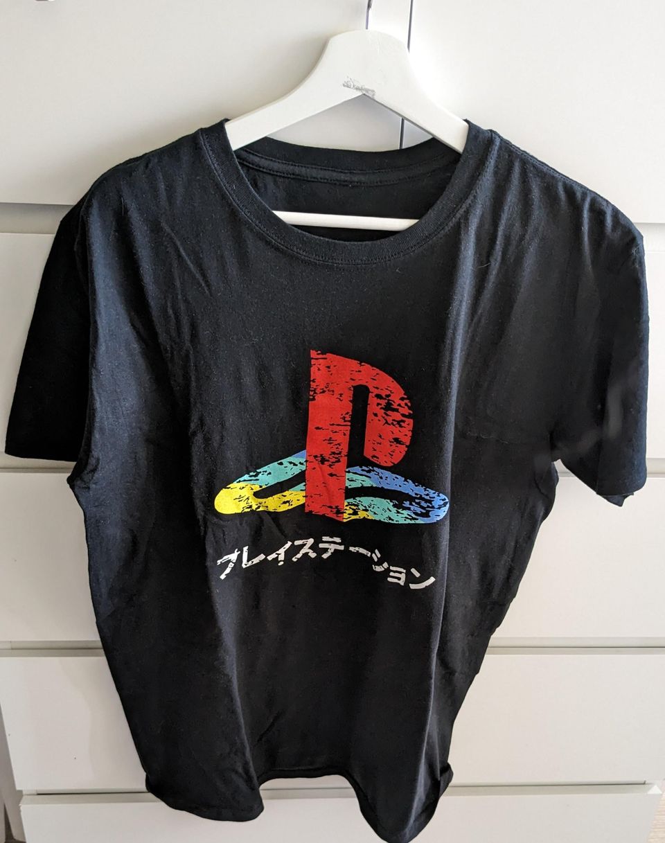PlayStation t-paita