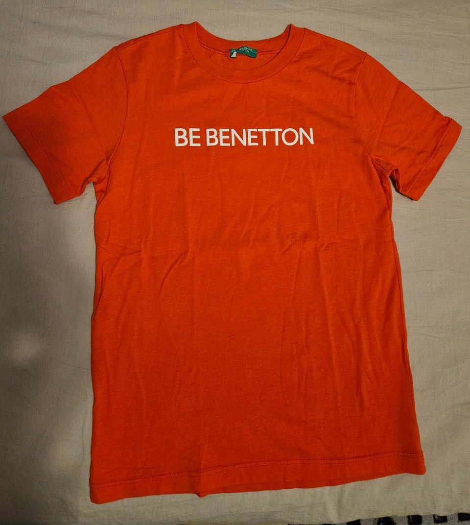 Benetton T-paita 134cm