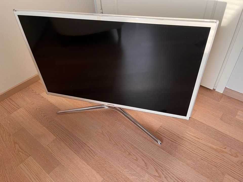 Samsung 32” TV