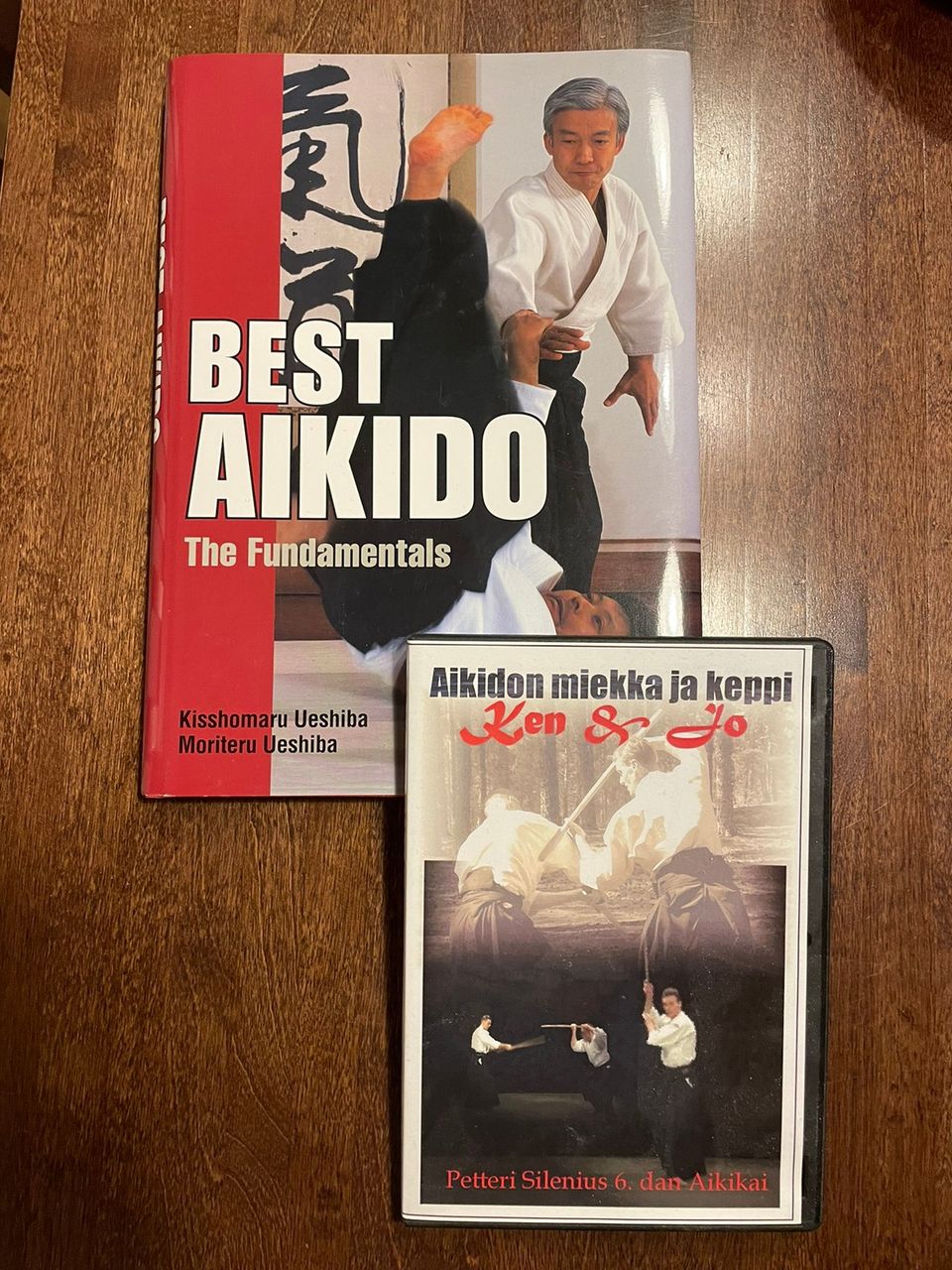 Aikido kirja/opas ja DVD